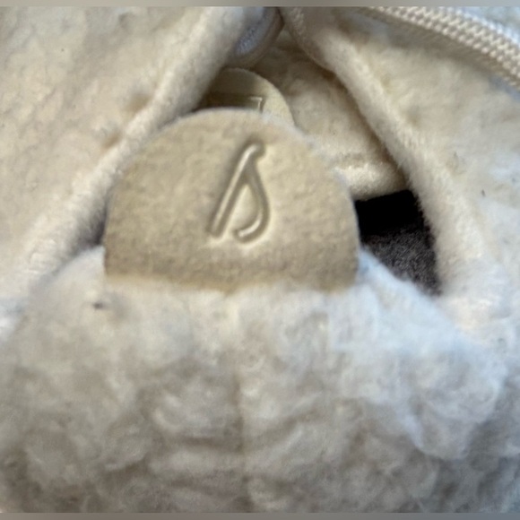 Allbirds | Women's Wool Runner Go - Fluff sneakers. Size: - Picture 4 of 16